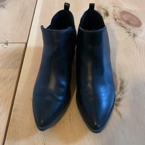 Report Black Ankle Boots